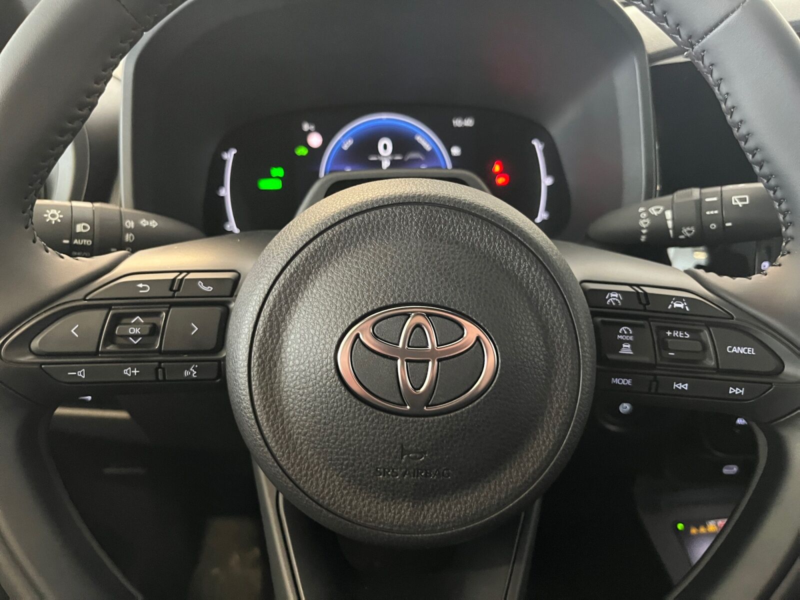 Billede af Toyota Aygo X 1,5 Hybrid Play Comfort CVT 116HK 5d Aut.