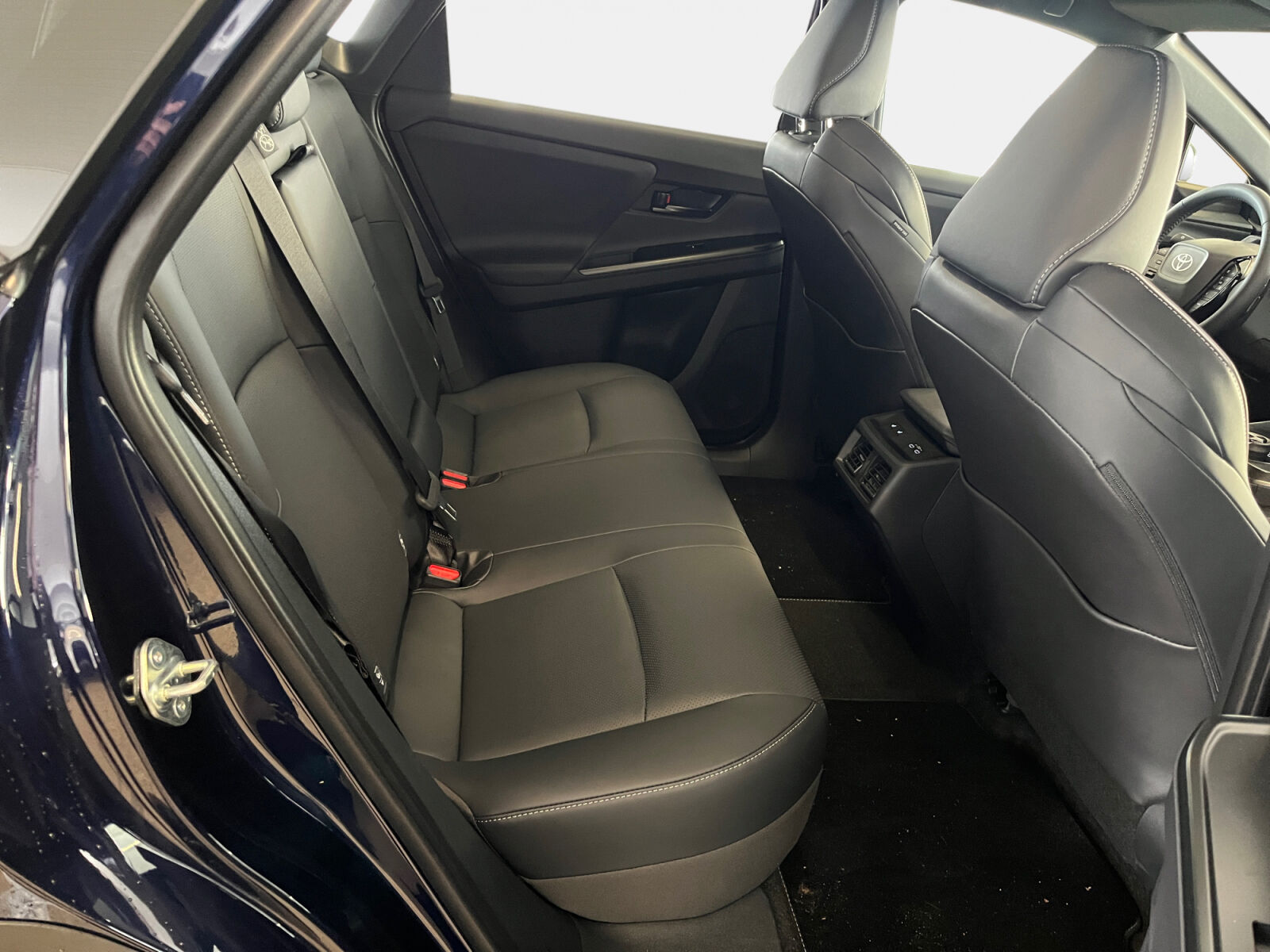 Billede af Toyota BZ4X EL Executive AWD 343HK 5d Aut.