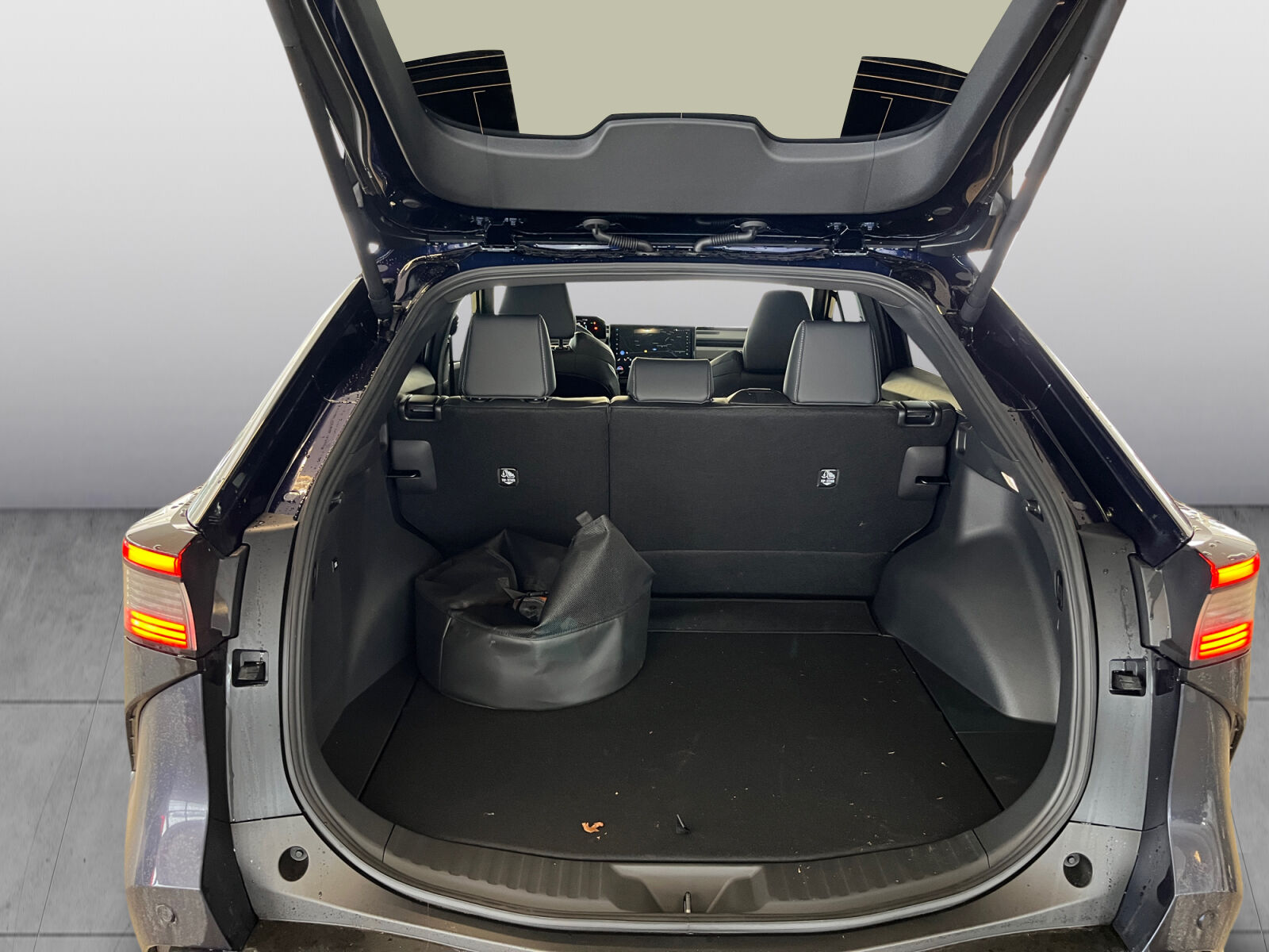 Billede af Toyota BZ4X EL Executive AWD 343HK 5d Aut.