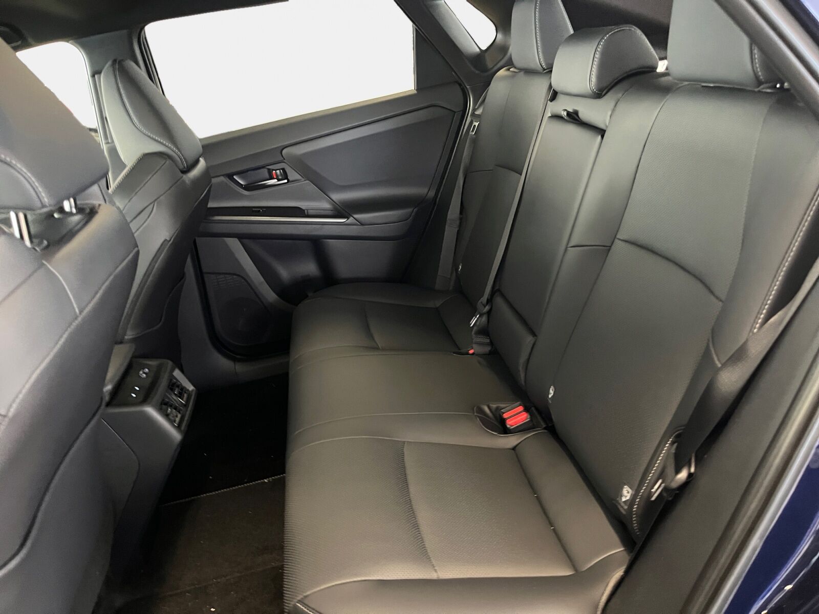 Billede af Toyota BZ4X EL Executive AWD 343HK 5d Aut.