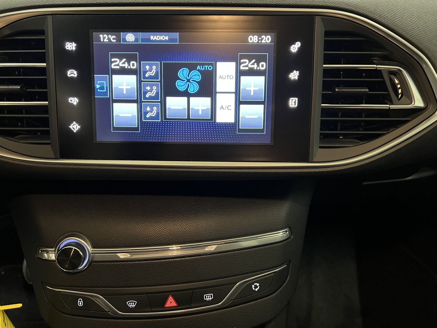 Billede af Peugeot 308 1,6 BlueHDi Style 120HK 5d