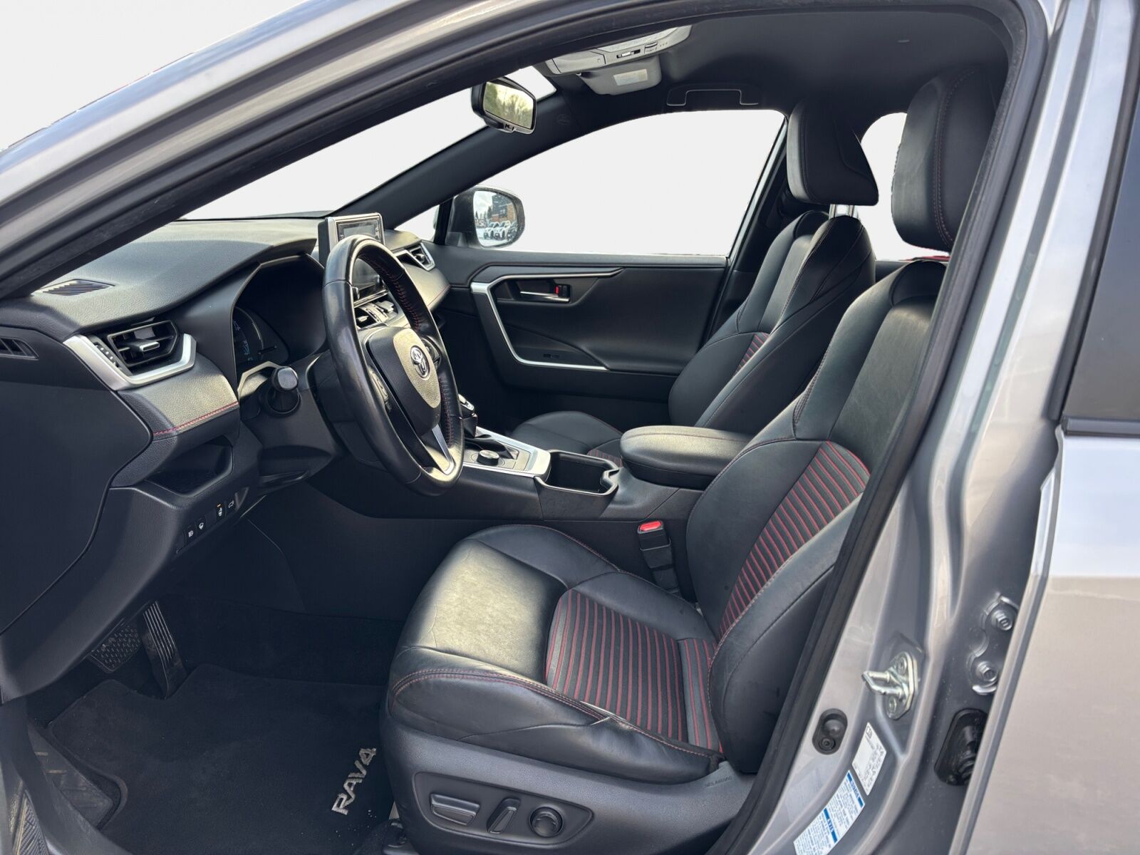 Billede af Toyota RAV4 Plug-in 2,5 Plugin-hybrid Active Comfort AWD 306HK 5d 6g Aut.