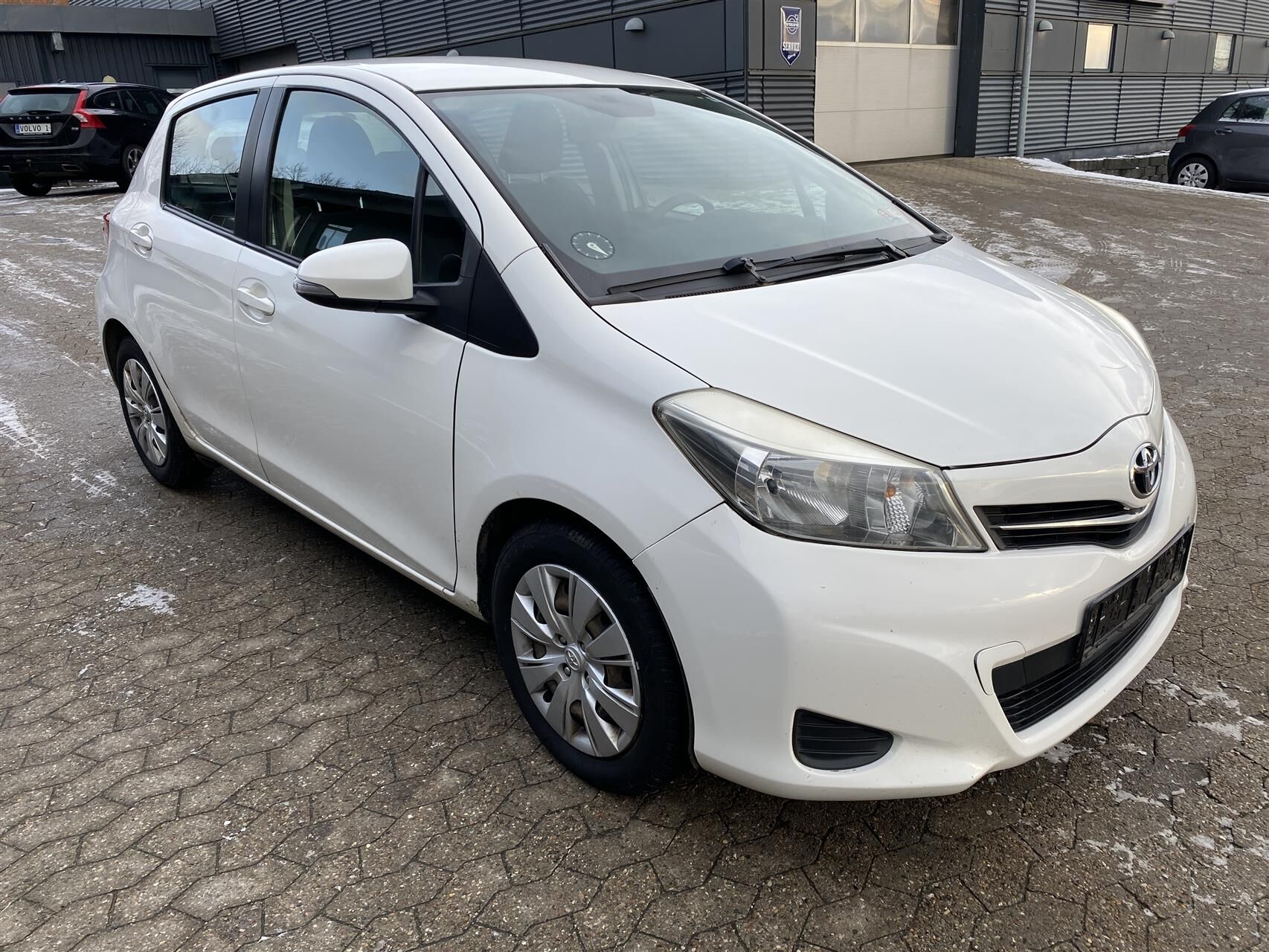 Billede af Toyota Yaris 1,0 VVT-I T1 69HK 5d