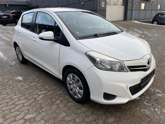 Toyota Yaris 1,0 VVT-I T1 69HK 5d