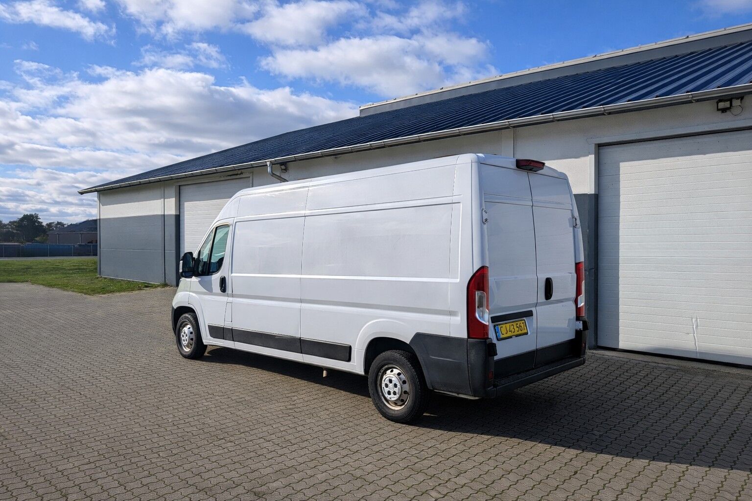 Billede af Fiat Ducato 33 L3H2 2,3 MJT Professional Plus 130HK Van 6g