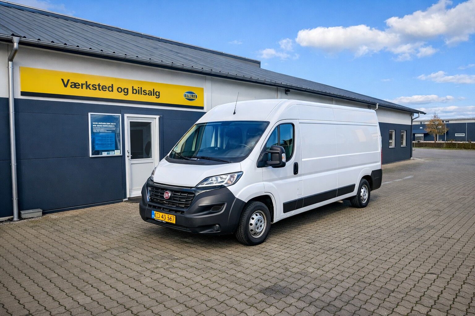Billede af Fiat Ducato 33 L3H2 2,3 MJT Professional Plus 130HK Van 6g
