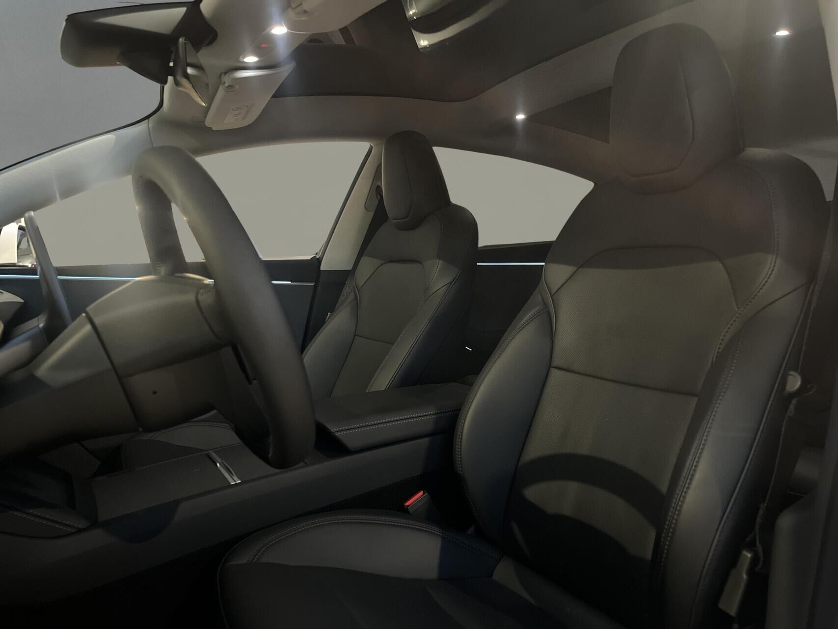 Billede af Tesla Model 3 EL Standard Range 283HK Aut.