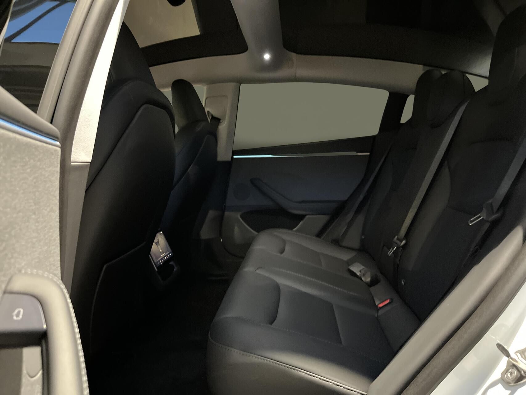 Billede af Tesla Model 3 EL Standard Range 283HK Aut.