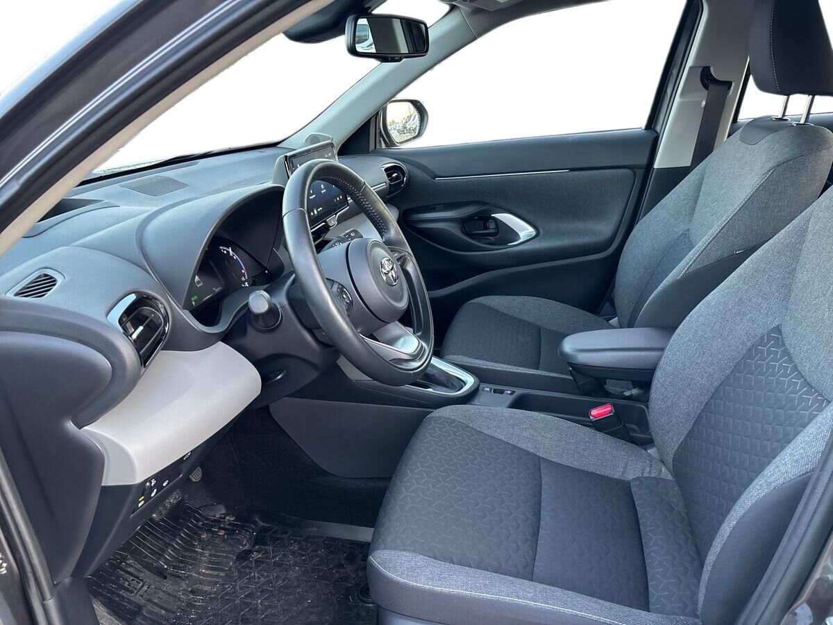 Billede af Toyota Yaris Cross 1,5 Hybrid Active Technology 116HK 5d Trinl. Gear