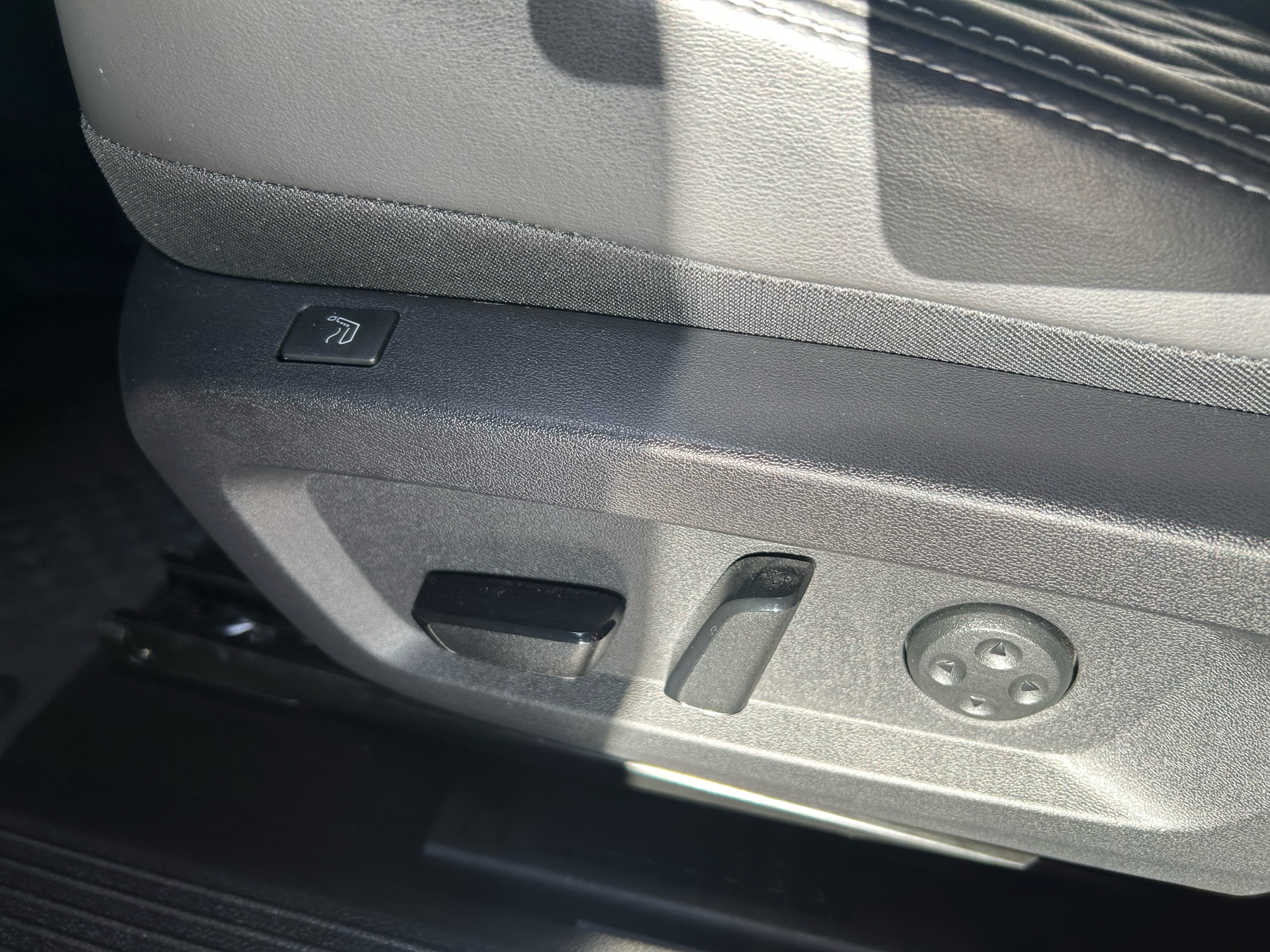 Billede af Nissan Qashqai 1,3 MHEV  Mild hybrid Tekna+ X-Tronic 158HK 5d 7g Aut.