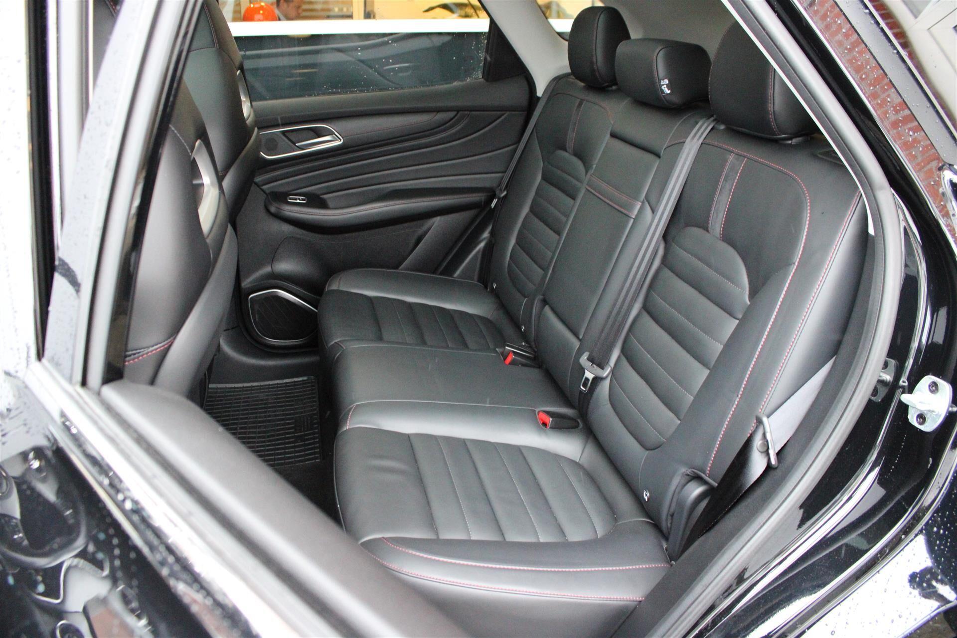 Billede af MG EHS 1,5 T GDI  Plugin-hybrid Luxury 258HK 5d 10g Aut.