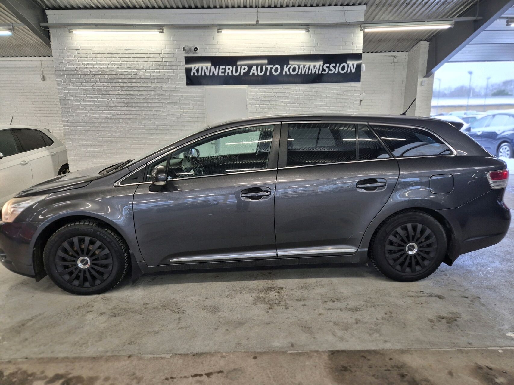 Billede af Toyota Avensis 2,0 D-4D DPF TX 126HK Stc 6g