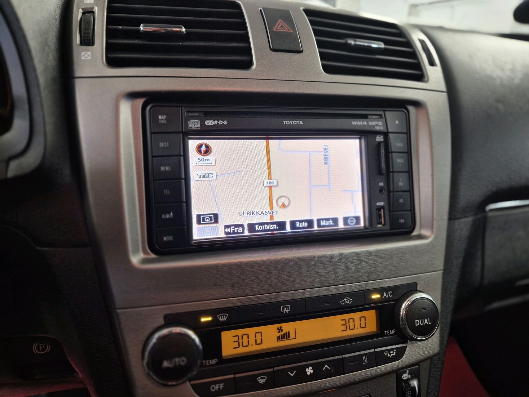 Billede af Toyota Avensis 2,0 D-4D DPF TX 126HK Stc 6g