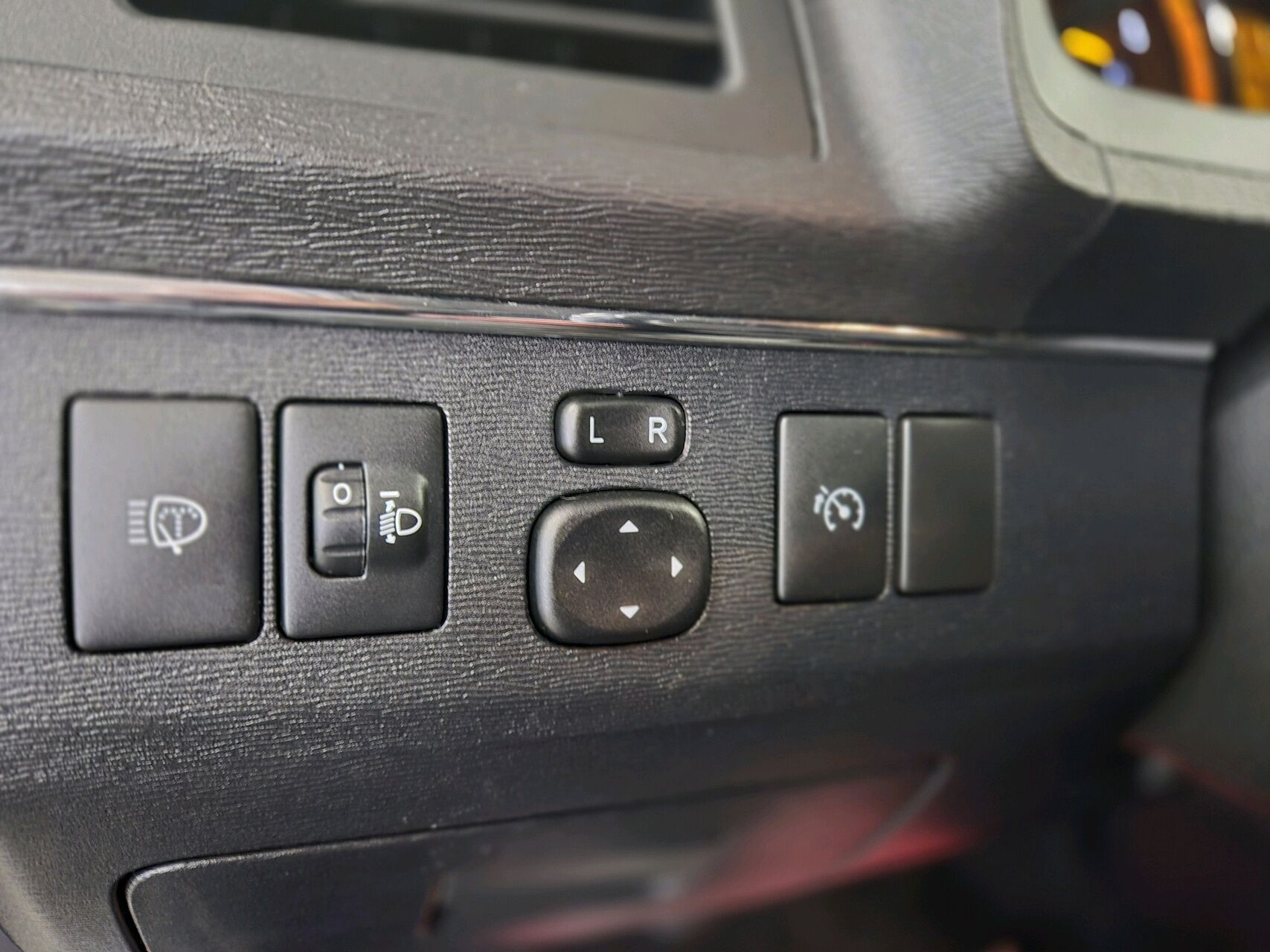 Billede af Toyota Avensis 2,0 D-4D DPF TX 126HK Stc 6g