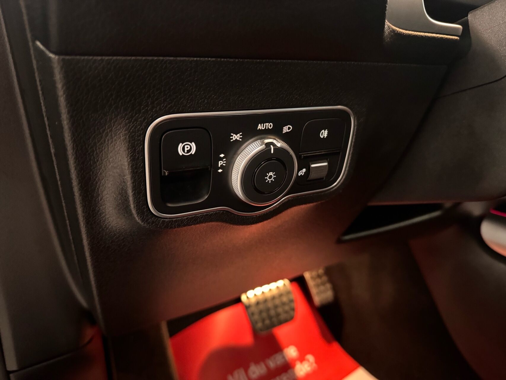 Billede af Mercedes-Benz EQB 300 EL AMG Line 4Matic 228HK 5d Aut.