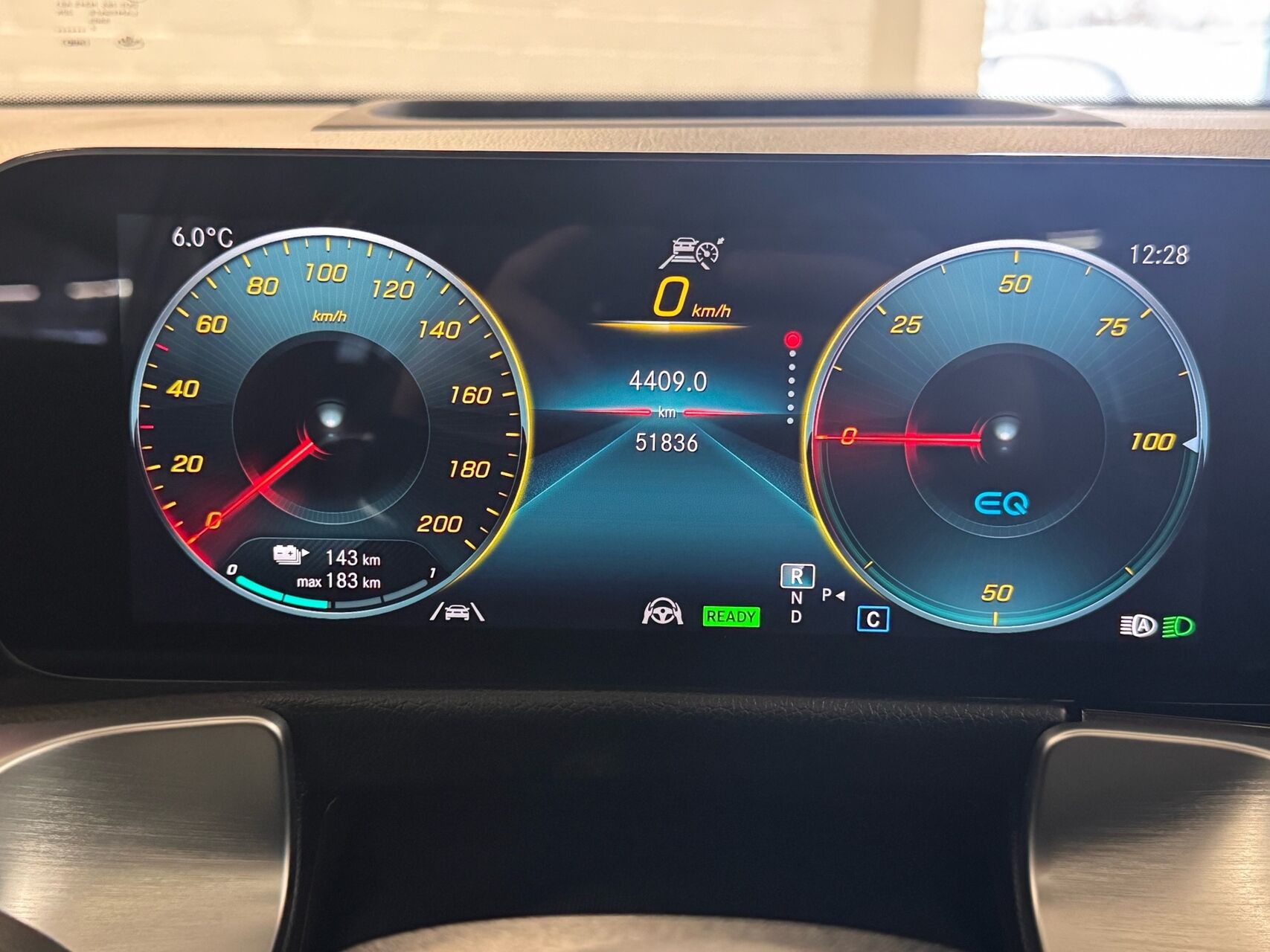 Billede af Mercedes-Benz EQB 300 EL AMG Line 4Matic 228HK 5d Aut.