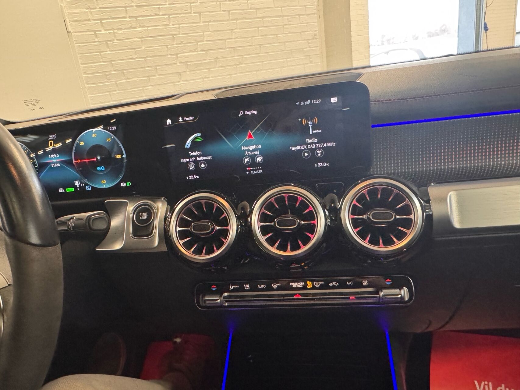 Billede af Mercedes-Benz EQB 300 EL AMG Line 4Matic 228HK 5d Aut.