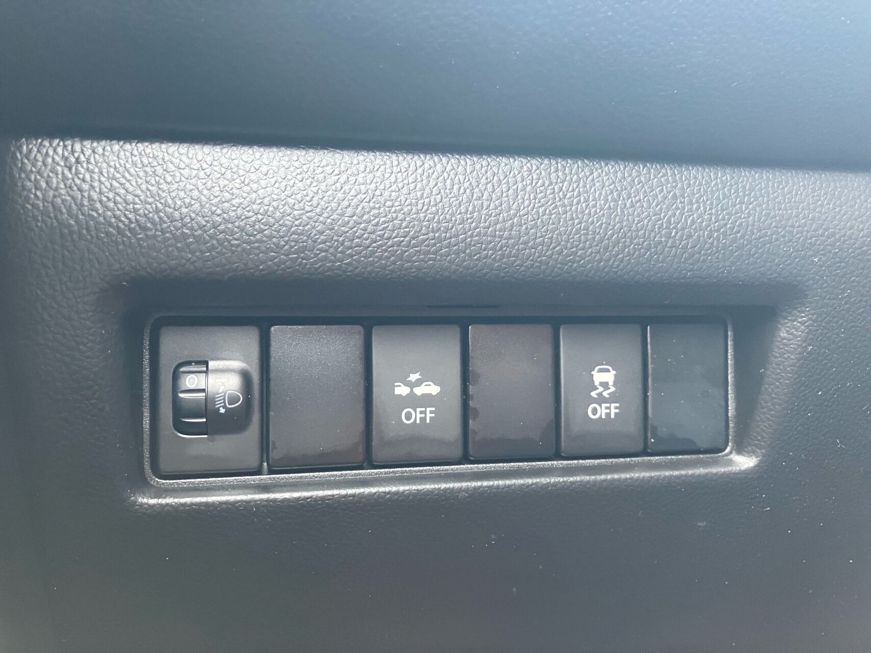 Billede af Suzuki Swift 1,2 Dualjet Club Hit AEB 90HK 5d