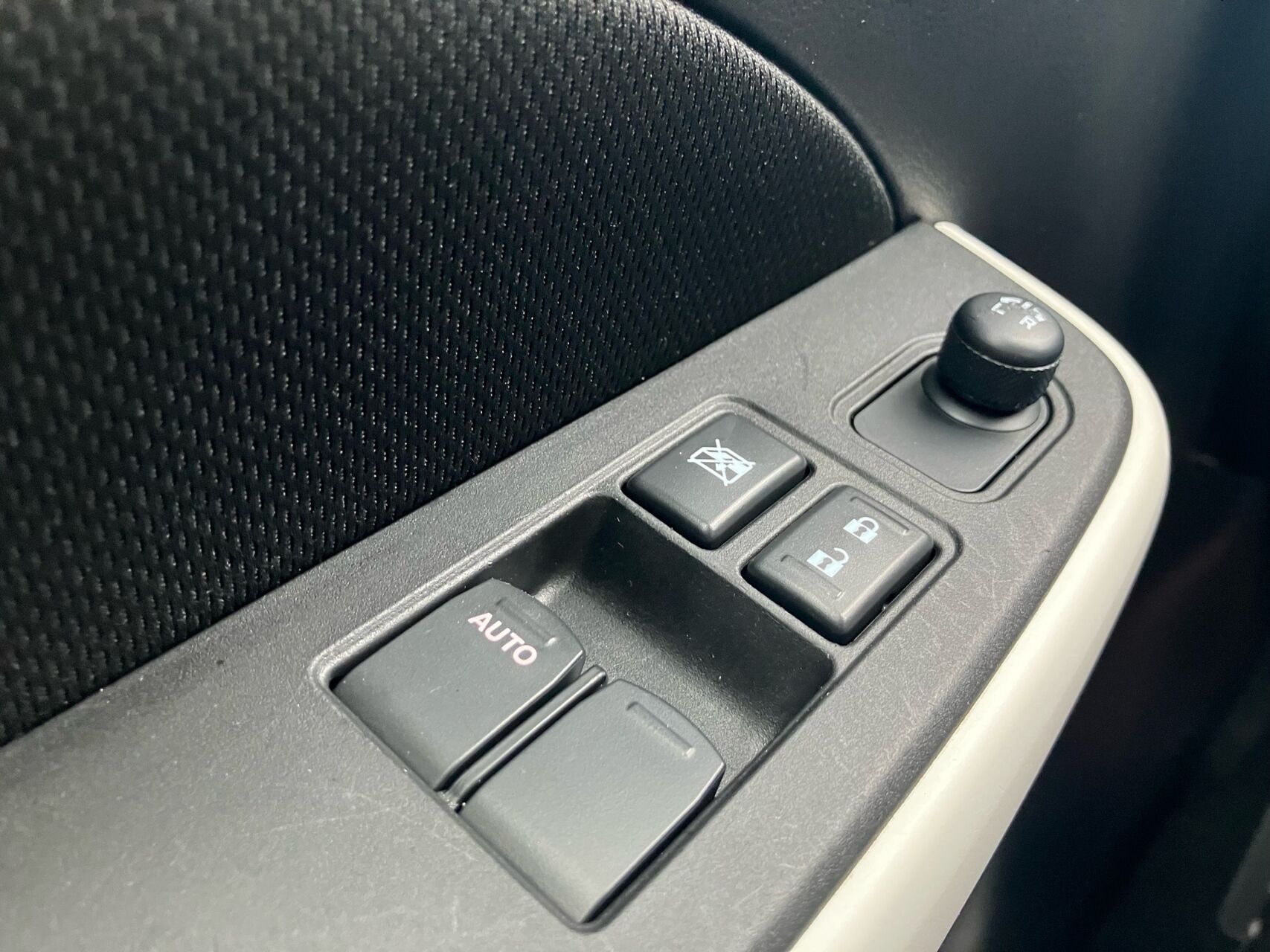 Billede af Suzuki Swift 1,2 Dualjet Club Hit AEB 90HK 5d