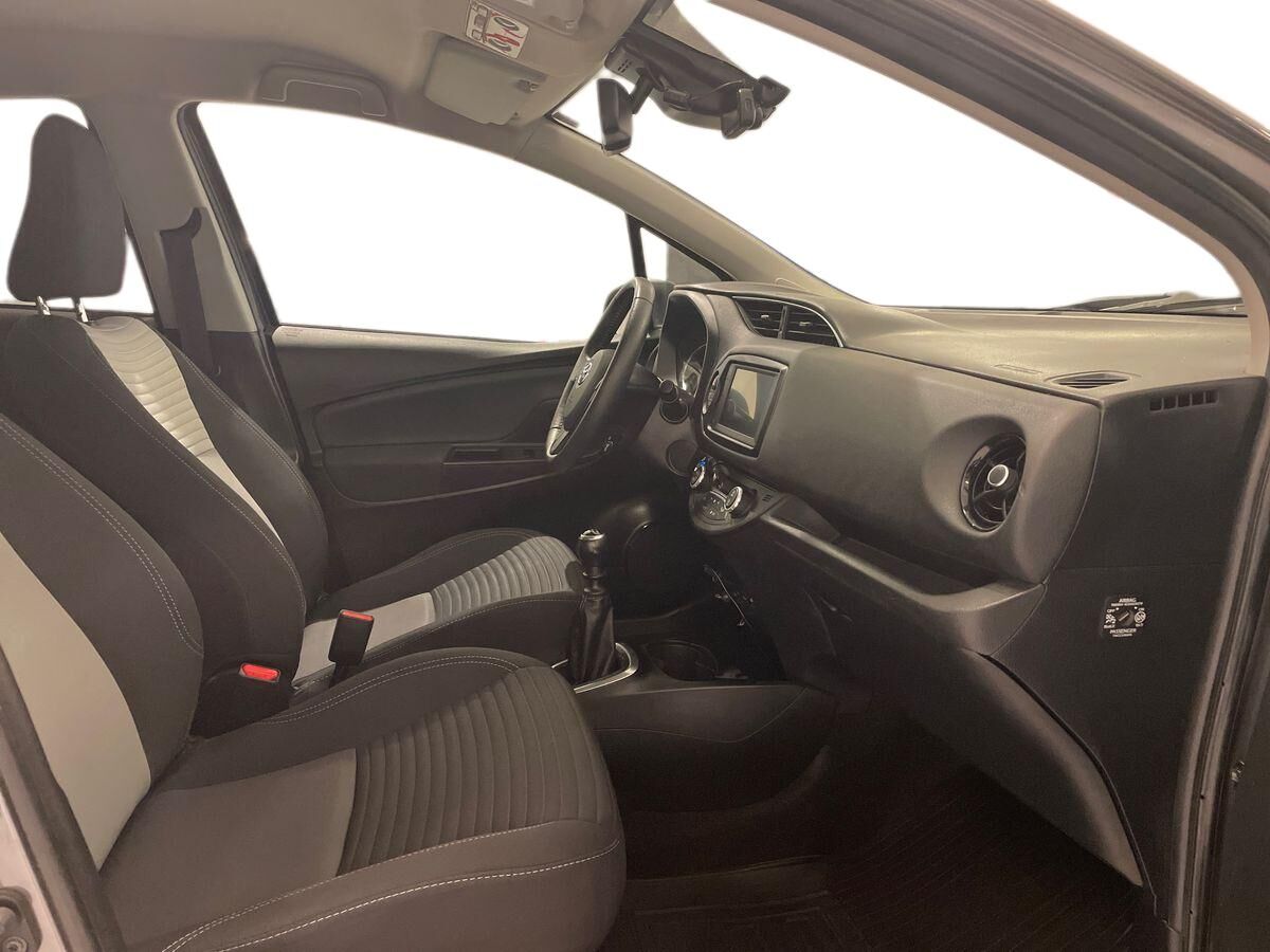 Billede af Toyota Yaris 1,5 VVT-I T3 Smartpakke 111HK 5d 6g
