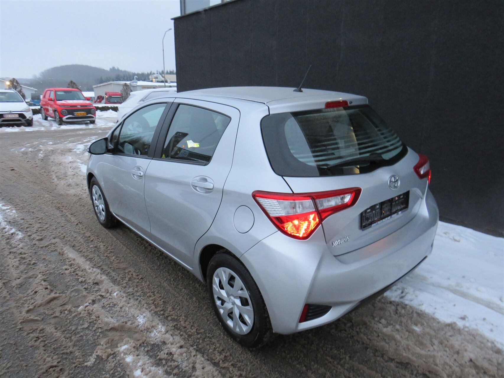 Billede af Toyota Yaris 1,0 VVT-I T2 72HK 5d