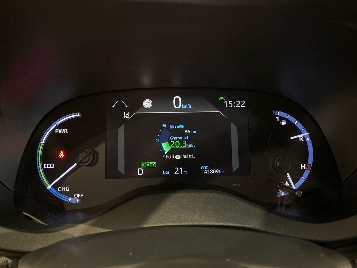 Billede af Toyota Yaris Cross 1,5 Hybrid Style Technology Plus 116HK 5d Trinl. Gear