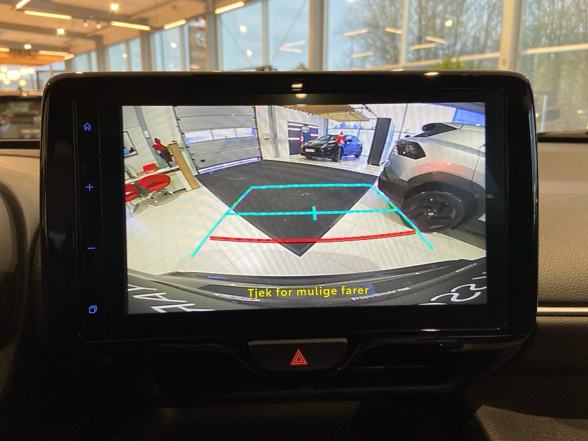 Billede af Toyota Yaris Cross 1,5 Hybrid Style Technology Plus 116HK 5d Trinl. Gear
