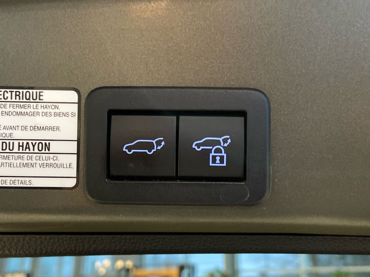 Billede af Toyota Yaris Cross 1,5 Hybrid Style Technology Plus 116HK 5d Trinl. Gear