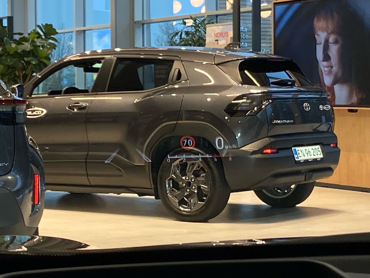 Billede af Toyota Yaris Cross 1,5 Hybrid Style Technology Plus 116HK 5d Trinl. Gear