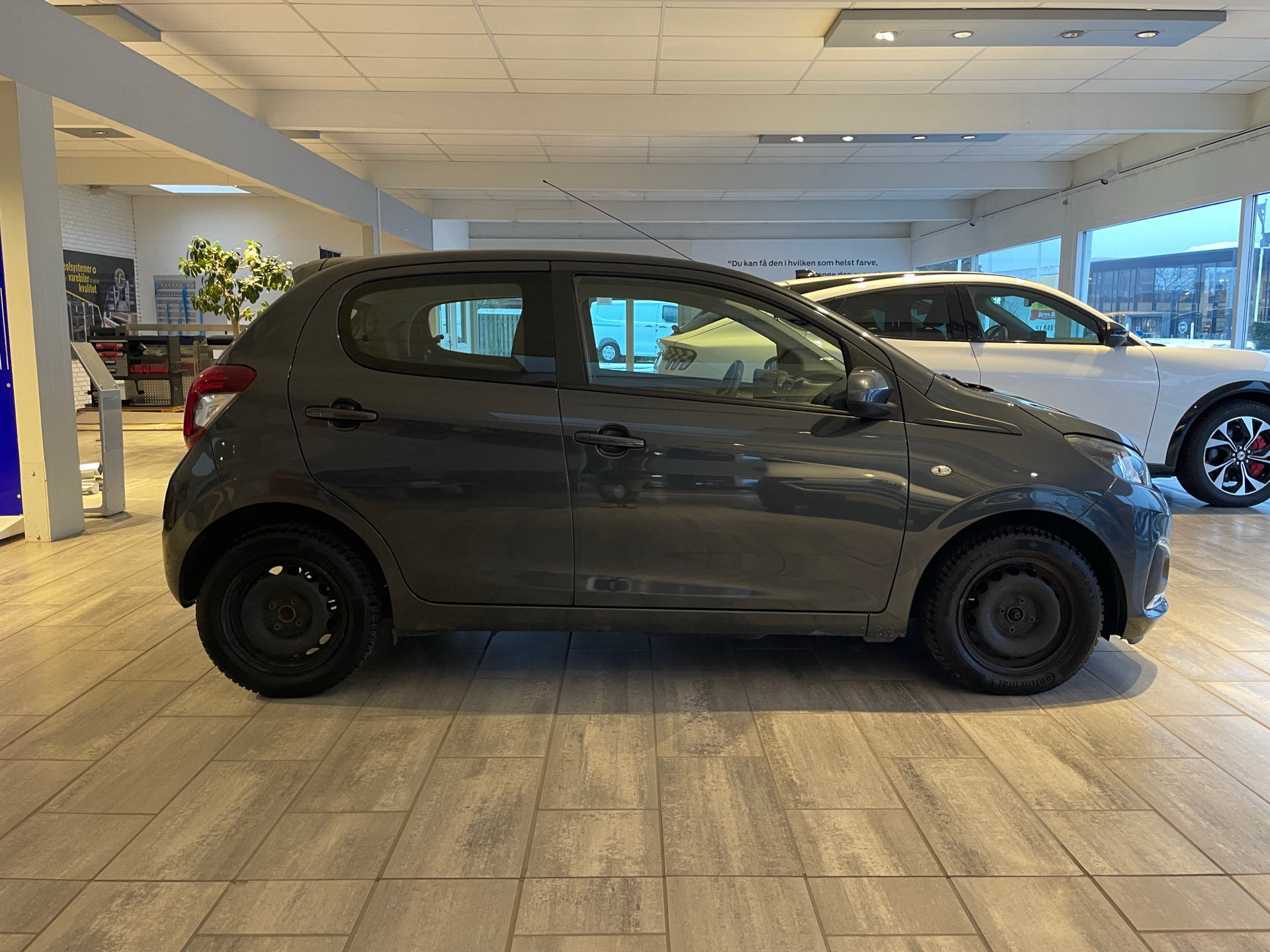 Billede af Peugeot 108 1,0 e-Vti Allure+ 72HK 5d