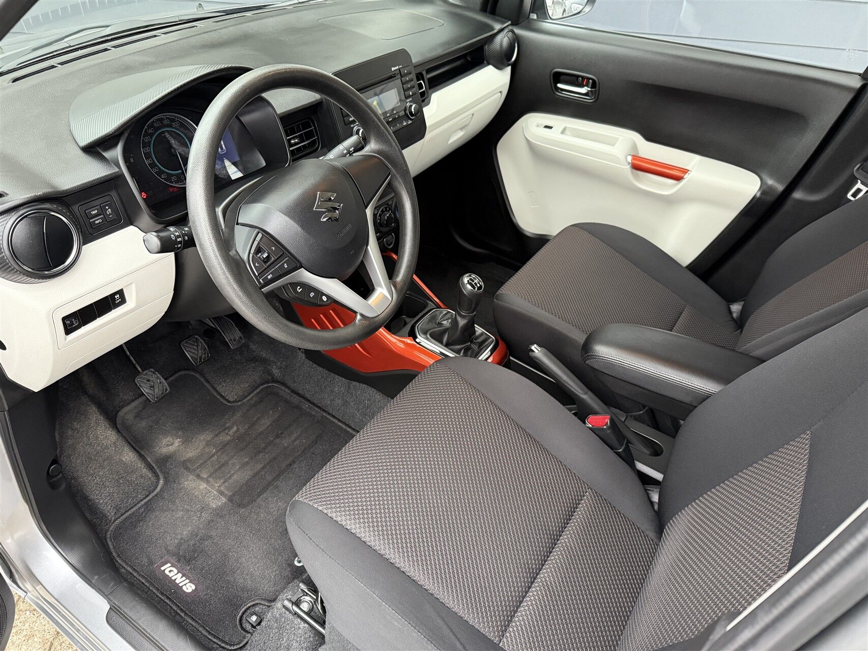 Billede af Suzuki Ignis 1,2 Dualjet 16V Club 90HK 5d