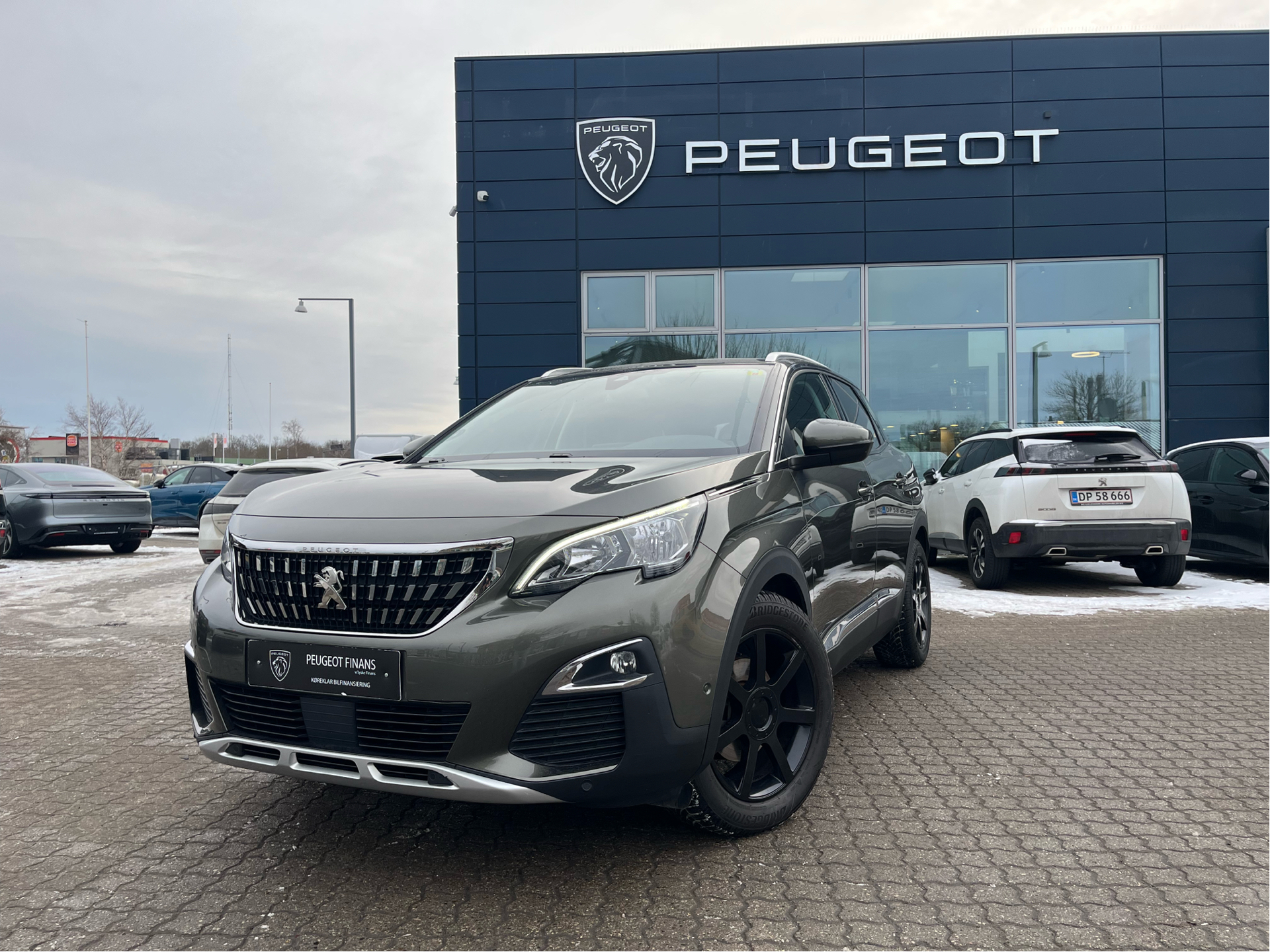 Billede af Peugeot 3008 1,2 e-THP Allure 130HK 5d 6g