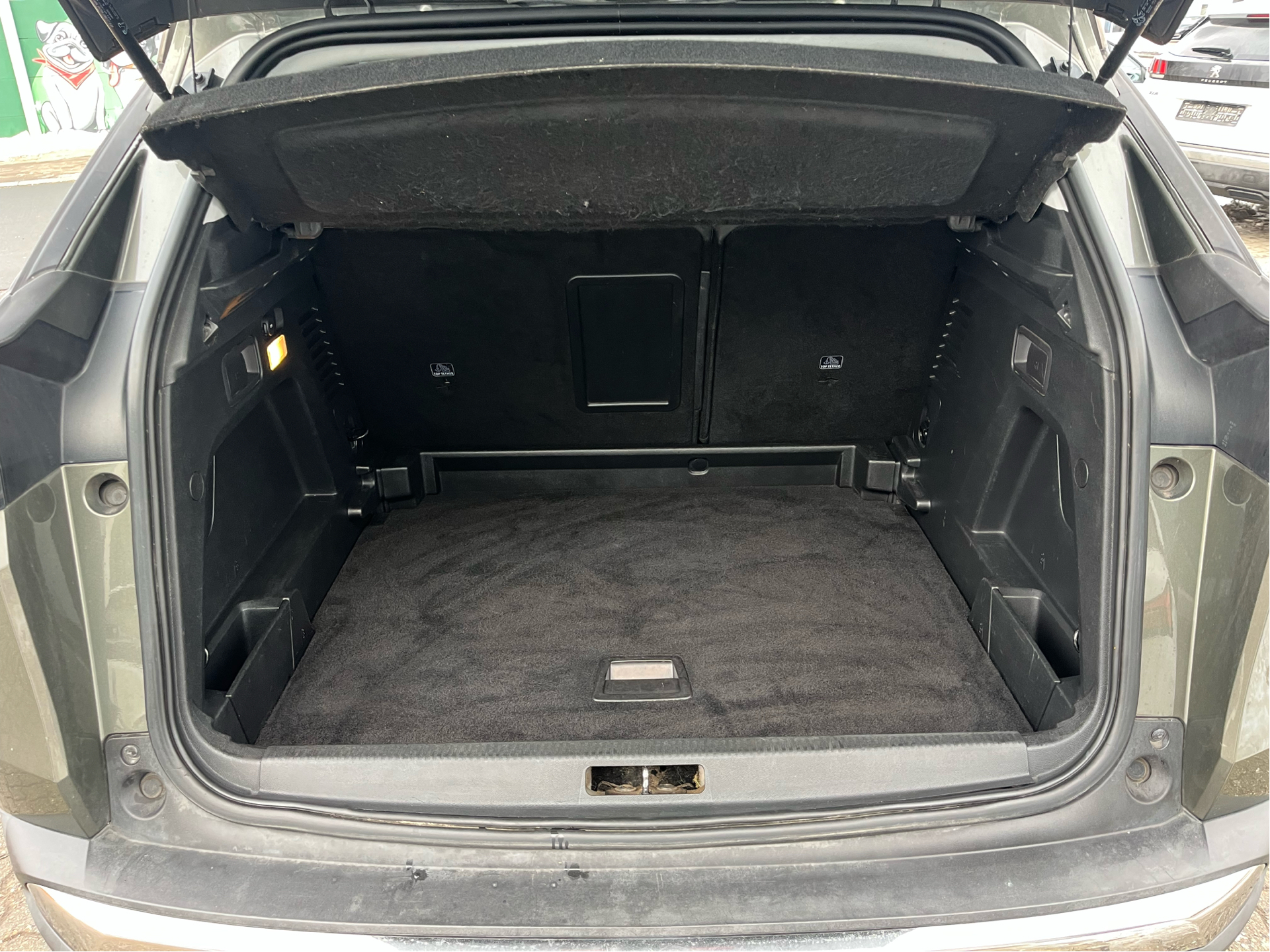 Billede af Peugeot 3008 1,2 e-THP Allure 130HK 5d 6g