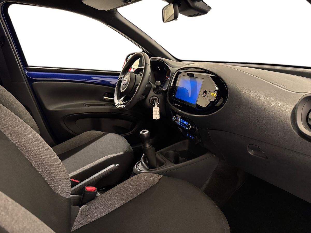 Billede af Toyota Aygo X 1,0 VVT-I Active 72HK 5d