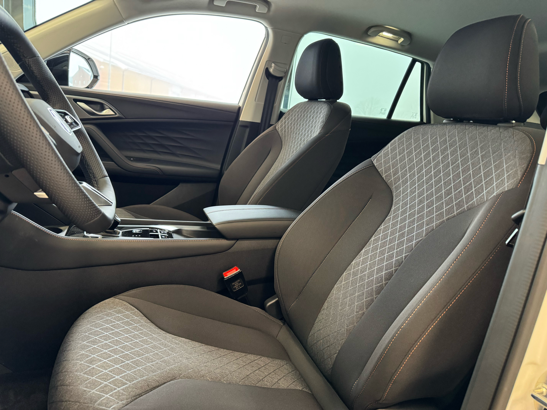 Billede af MG HS 1,5 T GDI  Plugin-hybrid Comfort 272HK 5d Aut.