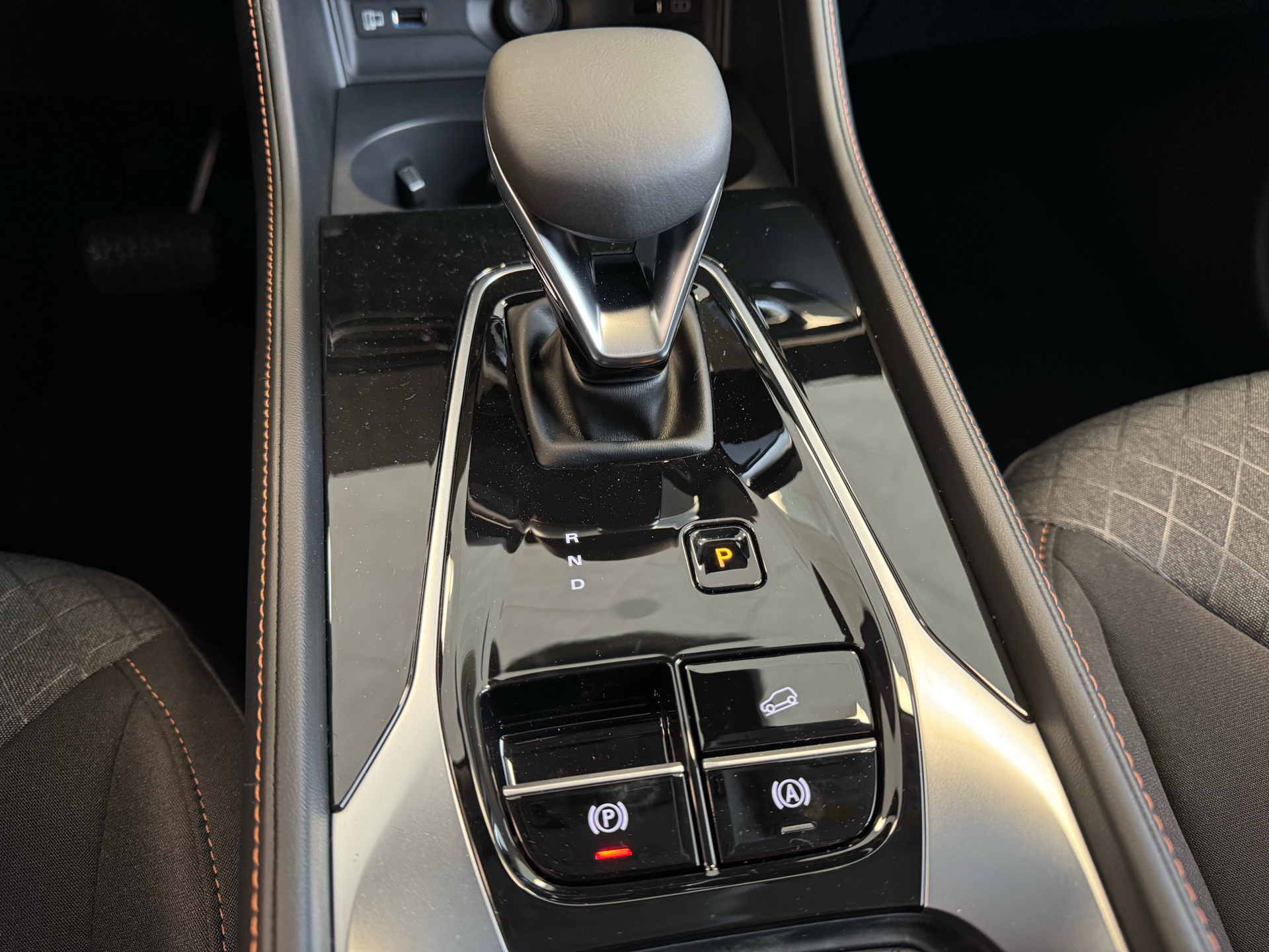 Billede af MG HS 1,5 T GDI  Plugin-hybrid Comfort 272HK 5d Aut.