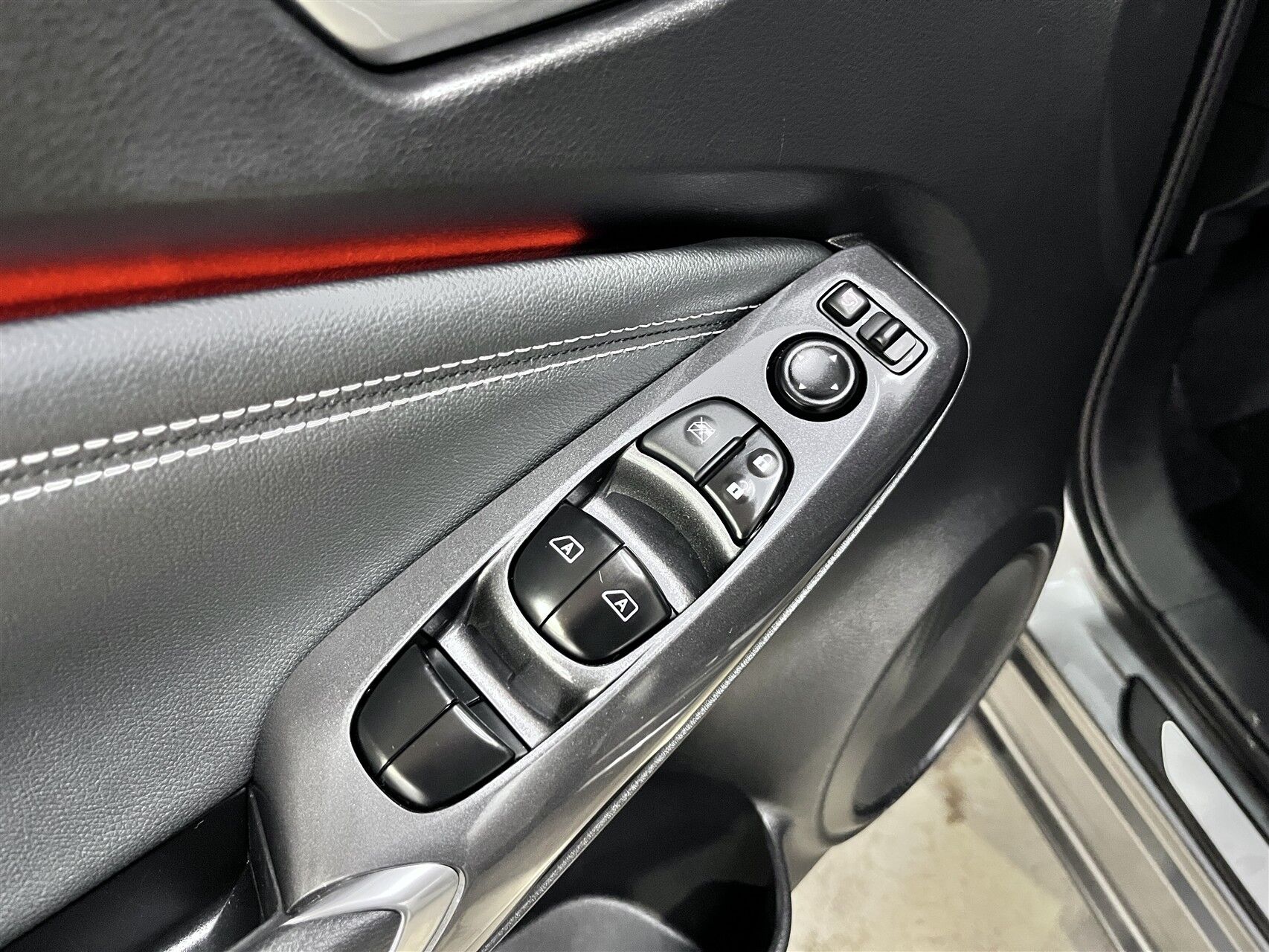 Billede af Nissan Juke 1,0 Dig-T N-Connecta DCT 117HK 5d 7g Aut.