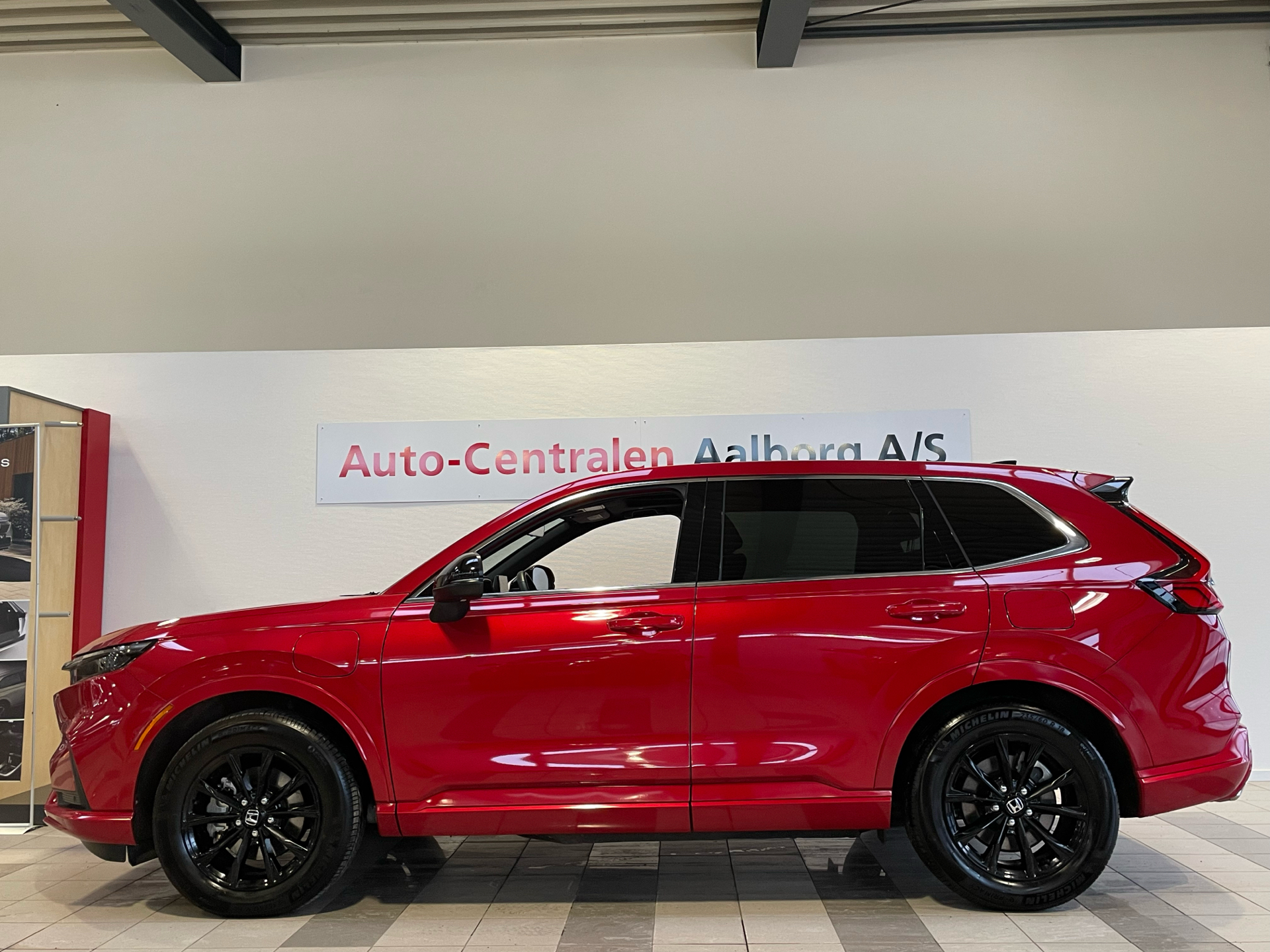 Billede af Honda CR-V 2,0 i-MMD  Plugin-hybrid Advance Tech E-CVT 184HK 5d Trinl. Gear