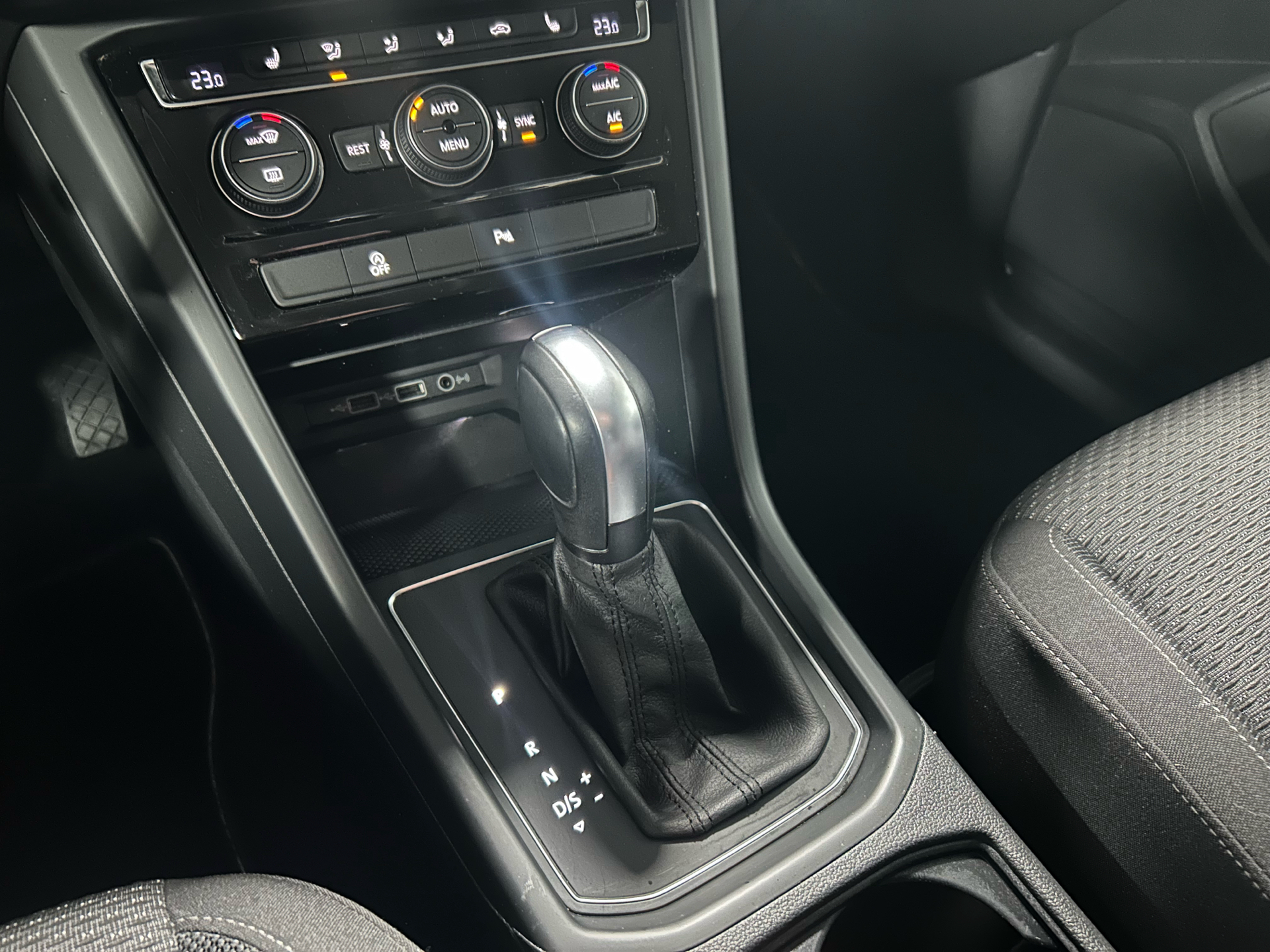 Billede af VW Touran 1,5 TSI EVO ACT Comfortline DSG 150HK 7g Aut.