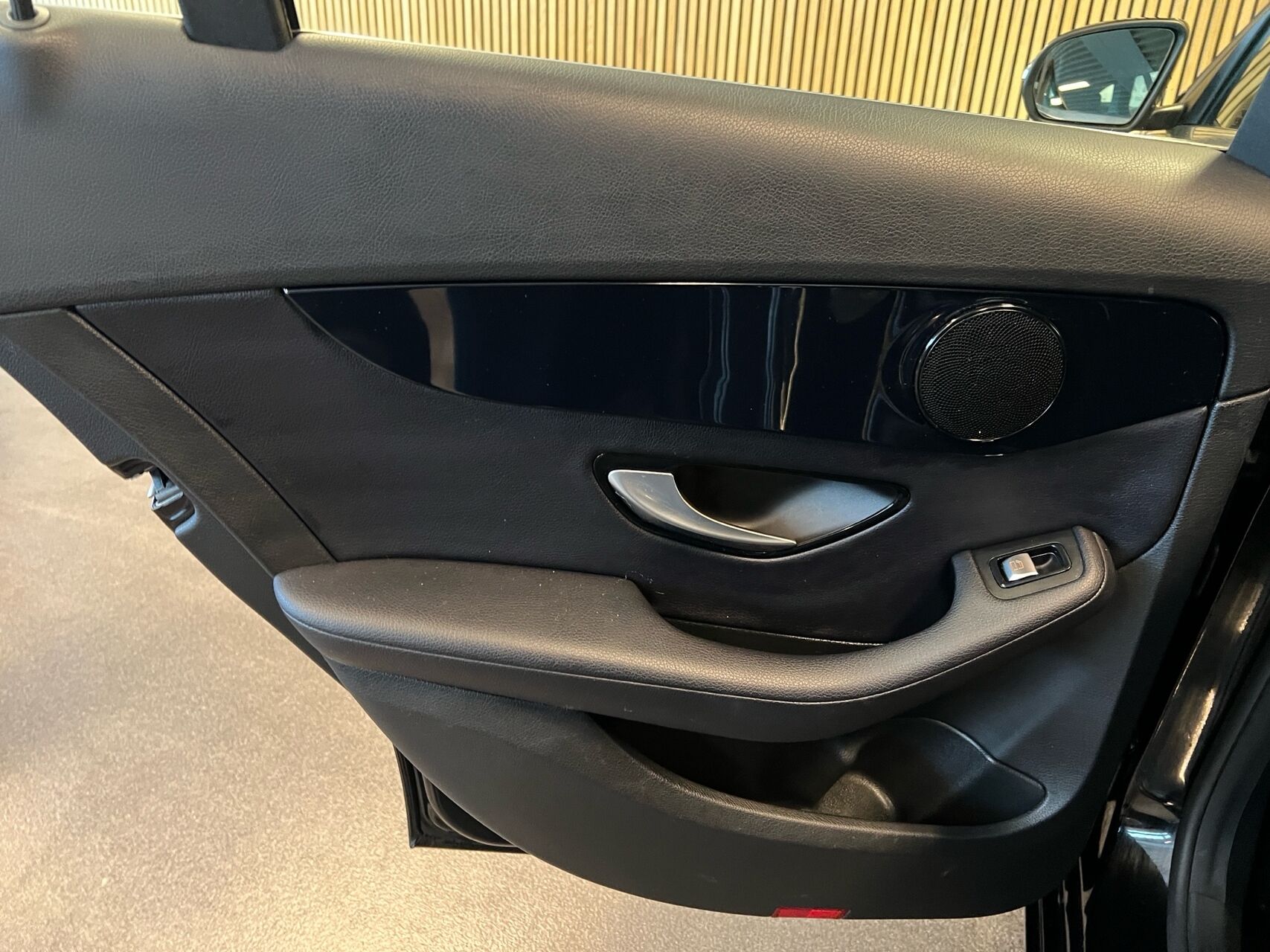 Billede af Mercedes-Benz C200 T 1,5 Mild hybrid Progressive 9G-Tronic 184HK Stc Aut.