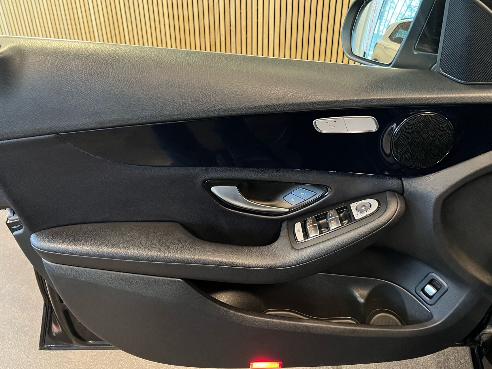 Billede af Mercedes-Benz C200 T 1,5 Mild hybrid Progressive 9G-Tronic 184HK Stc Aut.