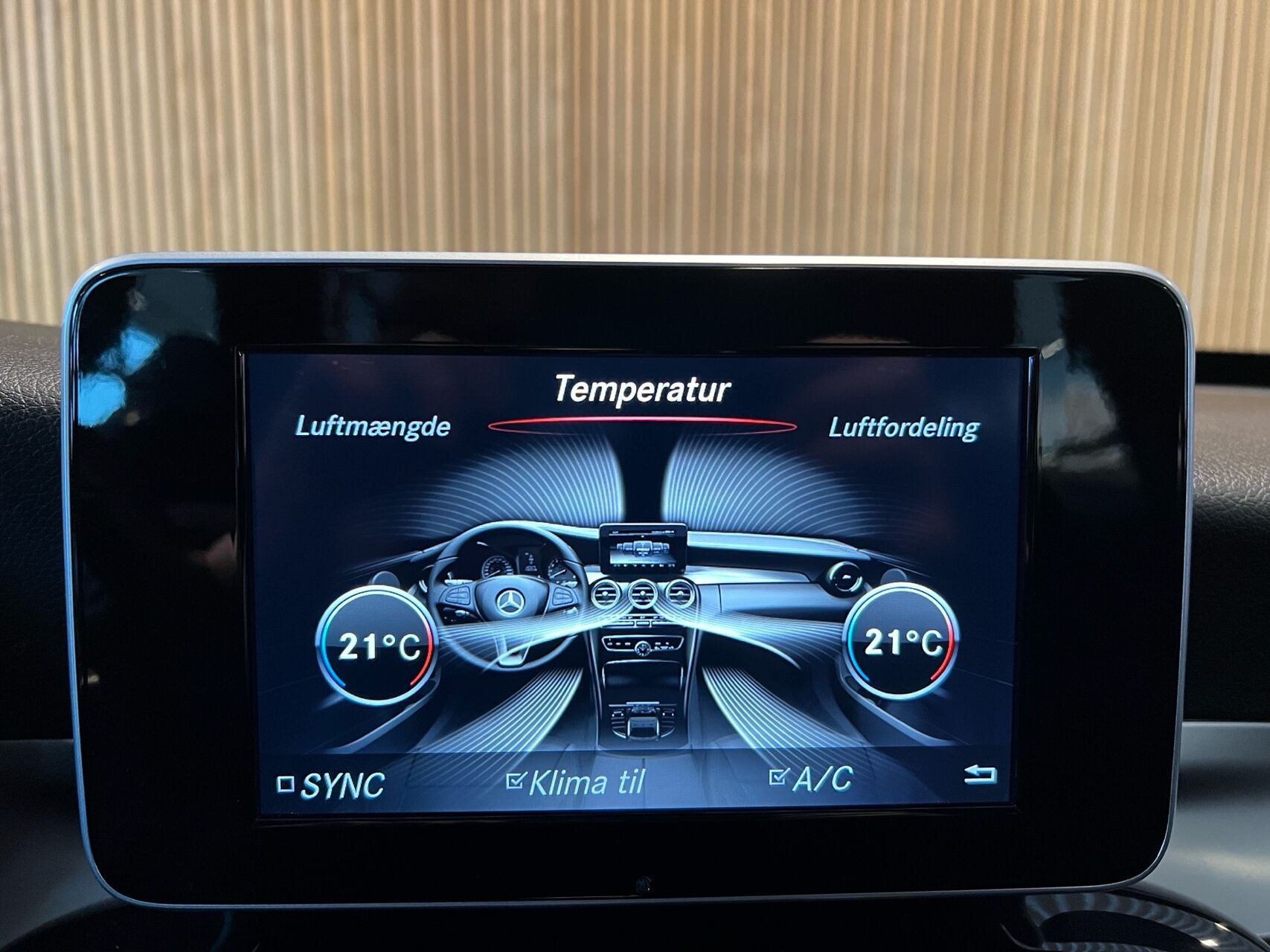 Billede af Mercedes-Benz C200 T 1,5 Mild hybrid Progressive 9G-Tronic 184HK Stc Aut.