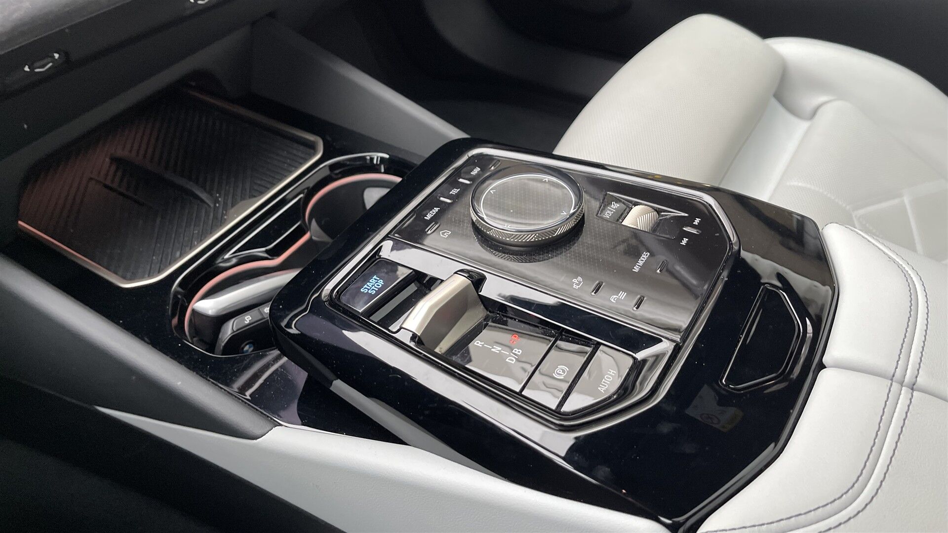 Billede af BMW i5 eDrive40 Touring M-Sport 340HK Stc Aut.