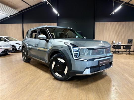 Kia EV9 EL Standard Range Upgrade 218HK 5d Aut.