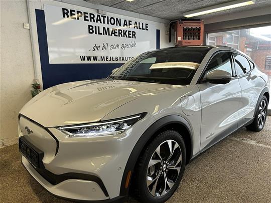 Ford Mustang Mach-E EL SR 269HK 5d Aut.