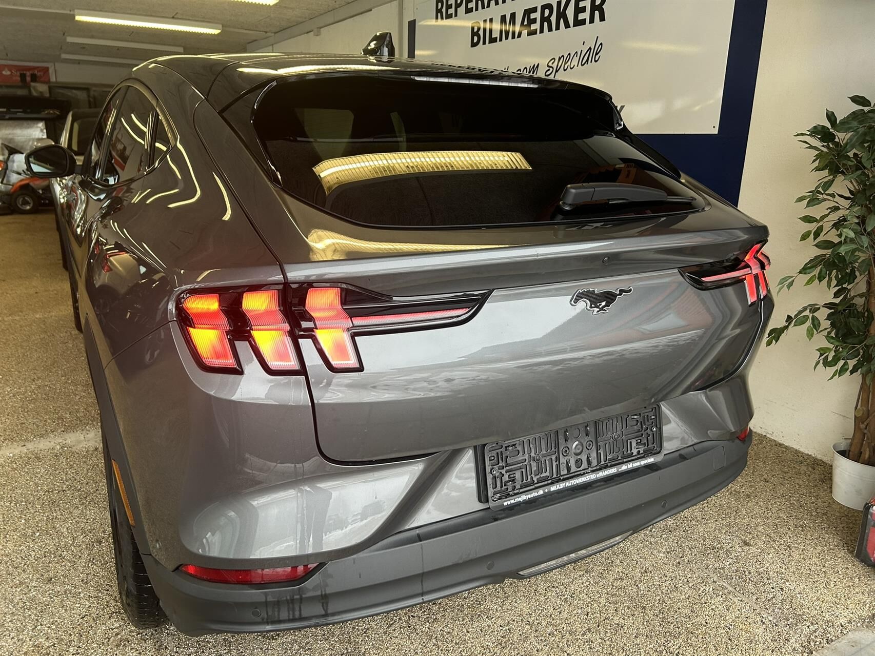 Billede af Ford Mustang Mach-E EL SR 269HK 5d Aut.