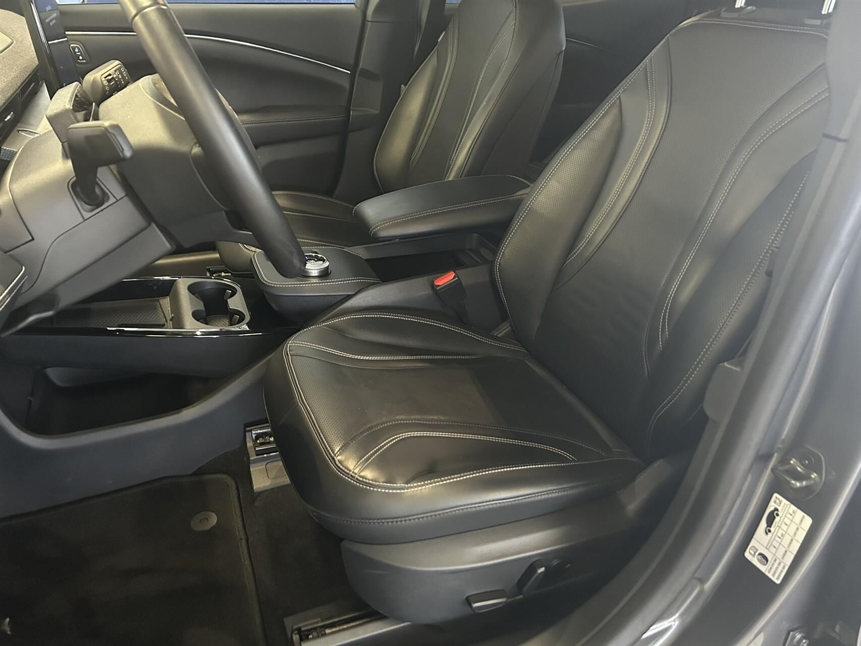 Billede af Ford Mustang Mach-E EL SR 269HK 5d Aut.