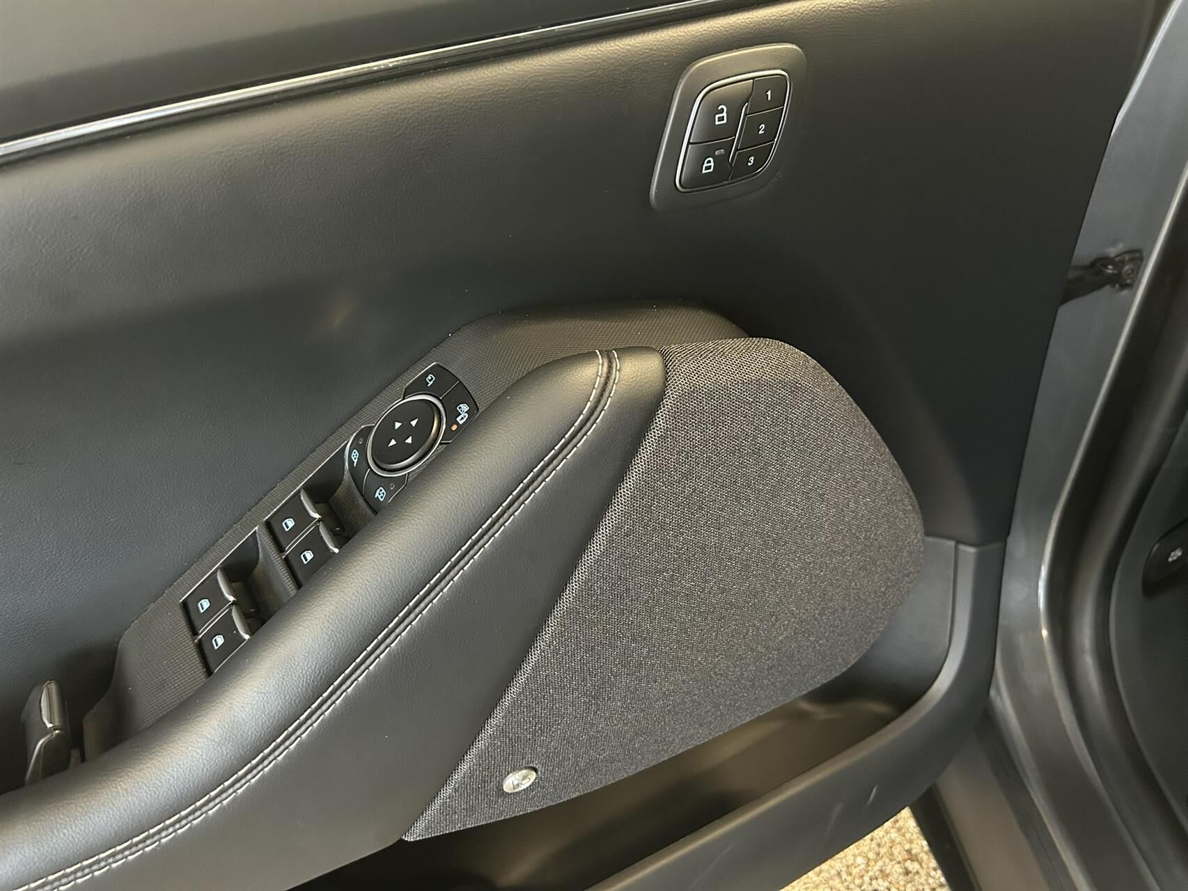 Billede af Ford Mustang Mach-E EL SR 269HK 5d Aut.