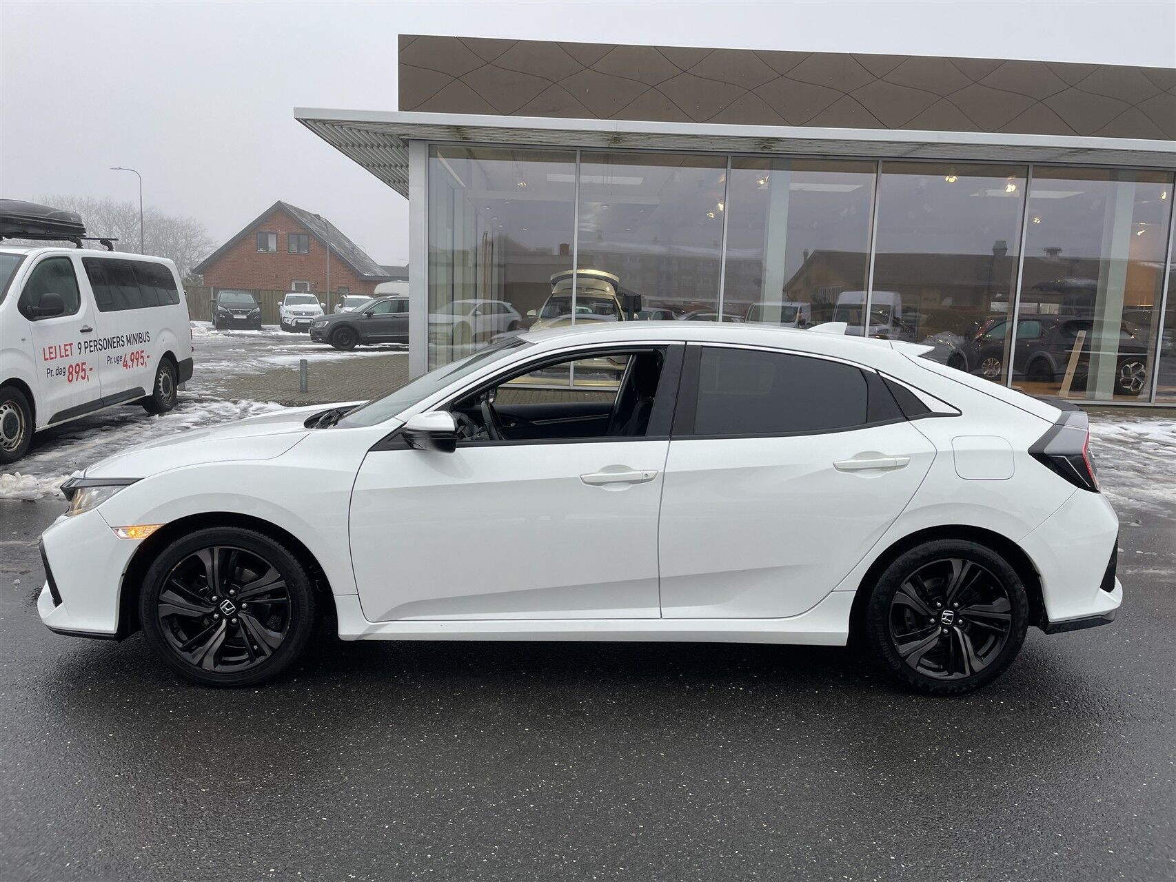 Billede af Honda Civic 1,0 VTEC Turbo Elegance Navi CVT 129HK 5d 6g Aut.