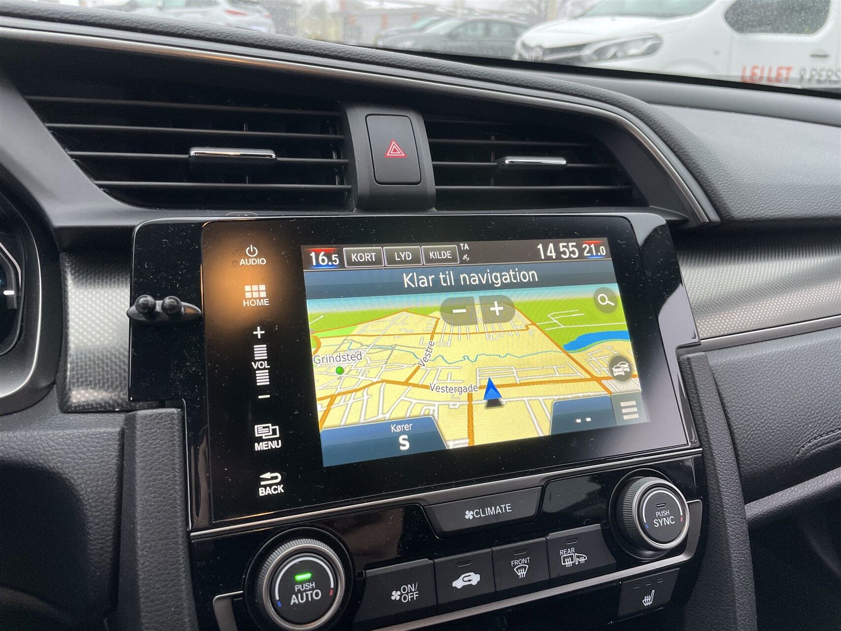 Billede af Honda Civic 1,0 VTEC Turbo Elegance Navi CVT 129HK 5d 6g Aut.